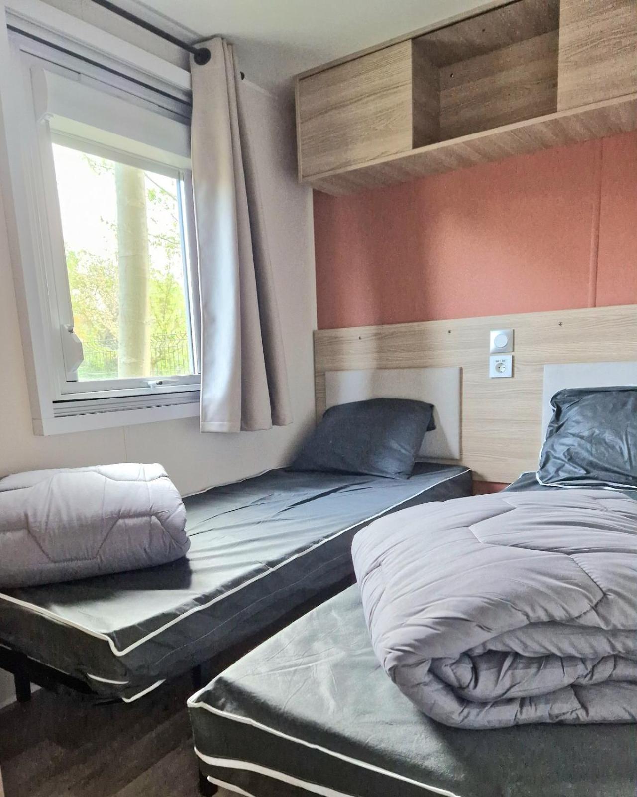 Camping La Carabasse Vias-Plage-T4 Climatise,Tout Confort, Emplacement Calme ! Luaran gambar