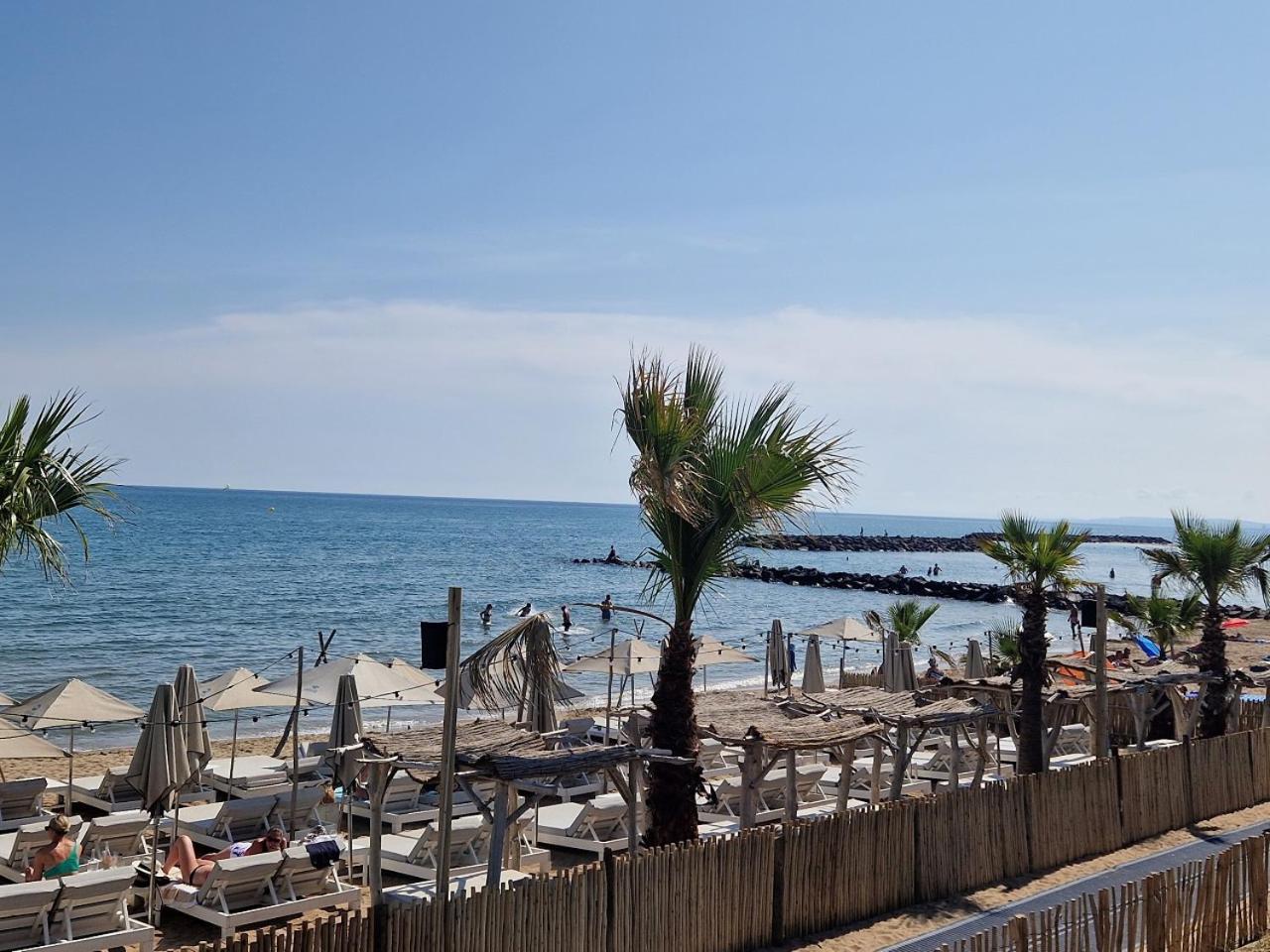 Camping La Carabasse Vias-Plage-T4 Climatise,Tout Confort, Emplacement Calme ! Luaran gambar
